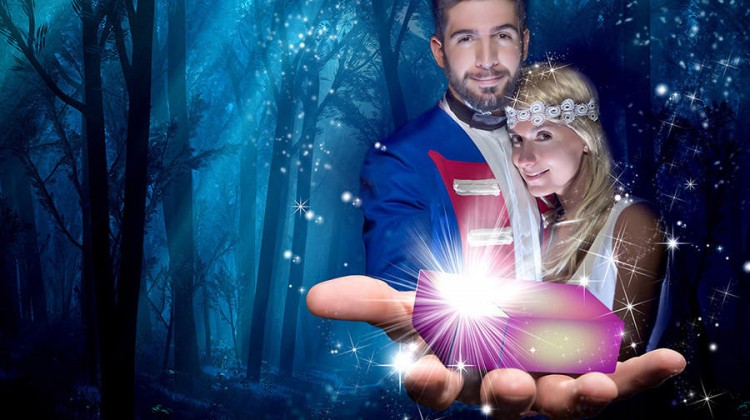 ParisParaskevadis-LiliTsesmatzoglou-MagikoSpirtokoutoAndersen-2-web72ppi