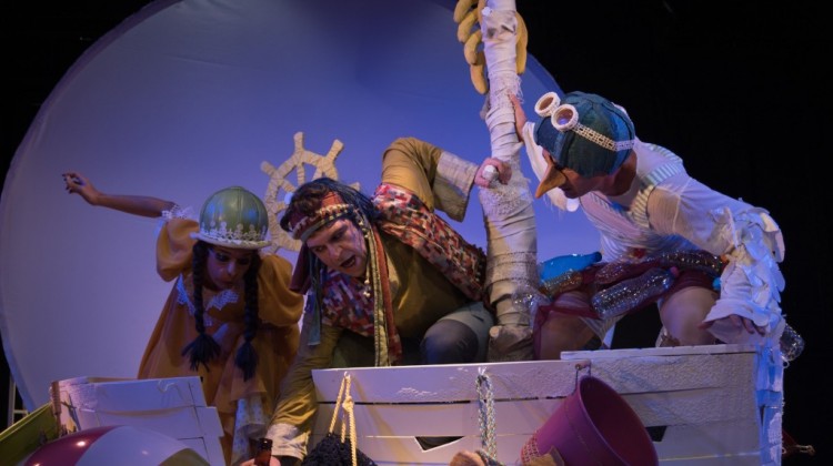 h-xwra-twn-pelargwn-ena-paramy8i-ths-8alassas-new-photo_6