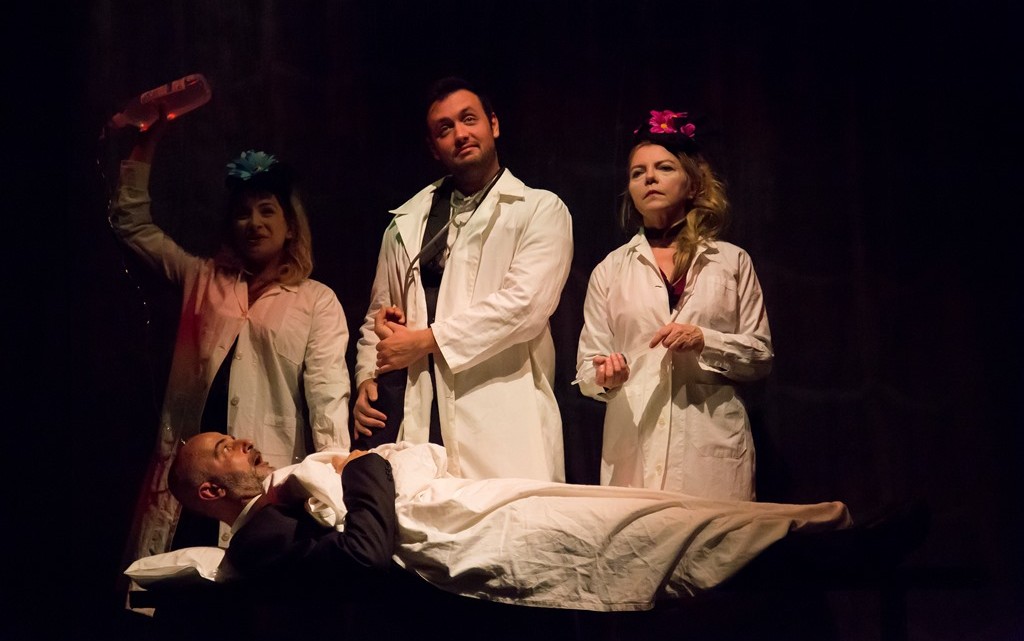 mikra-tipota-megala-kati-7