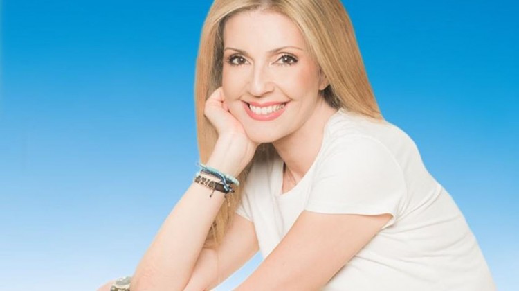 olga-beneth-diamantopoulos-ii-antigrafo