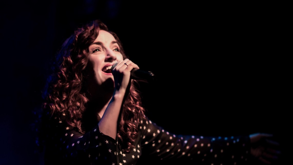 alina-kotsovoulou-antigrafo