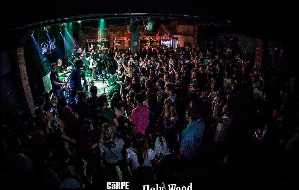 HolyWood Stage (2)