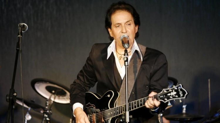 pasxalis_on_stage_thema_1046