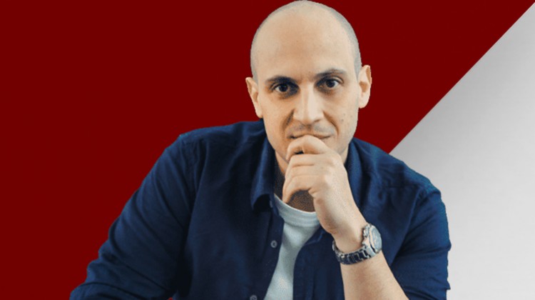 Μανώλης Ισχάκης φωτο